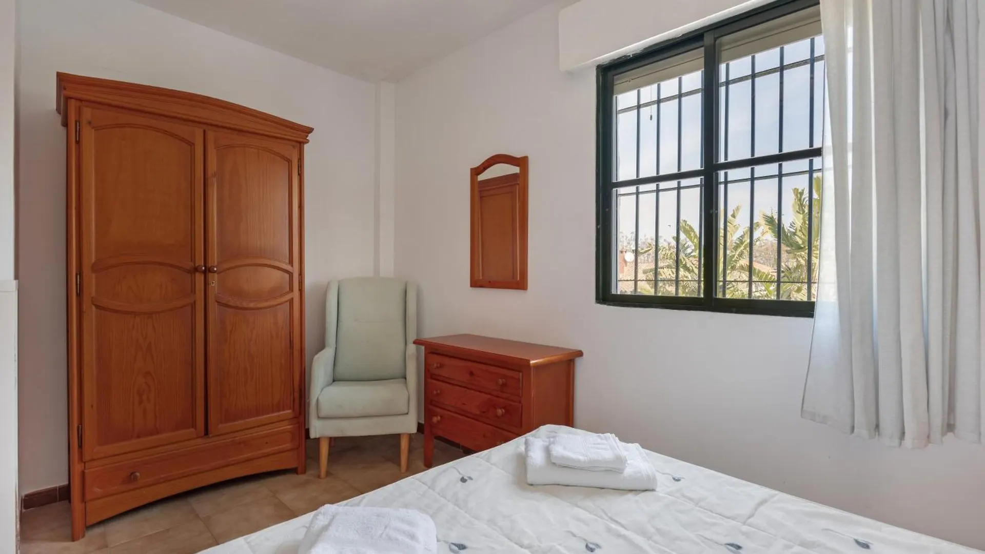 Apto Unifamiliar Dos Dormitorios Chiclana de la Frontera 0*,  Spain